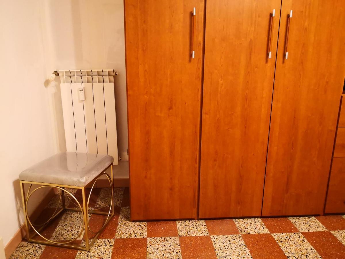 Angoletto Di Trastevere Rom Exteriör bild